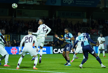 Wycombe Wanderers vs Aston Villa (02:00 – 25/09)